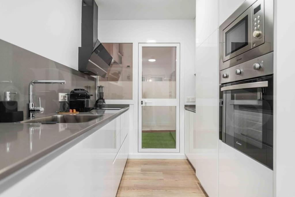 Bright And Modern Apartment By Rems Malaga Luaran gambar