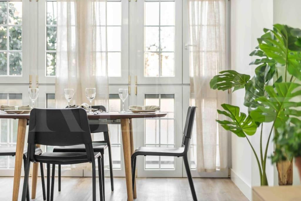 Bright And Modern Apartment By Rems Malaga Luaran gambar